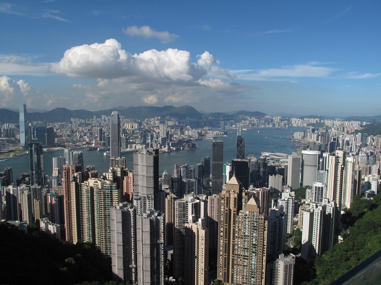 探索虚拟世界，2023年最耐玩的网游推荐