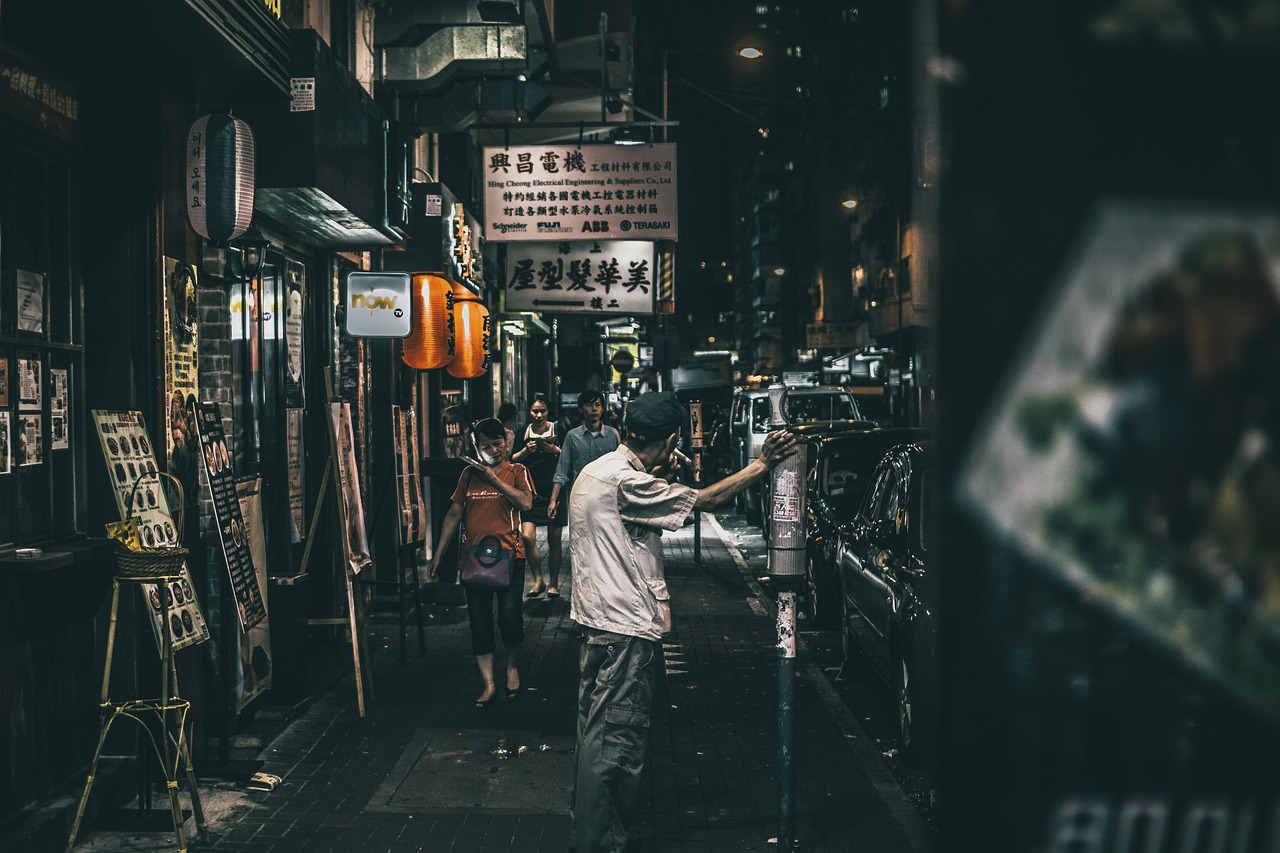 夜间旅游攻略游戏，探索未知的夜幕冒险