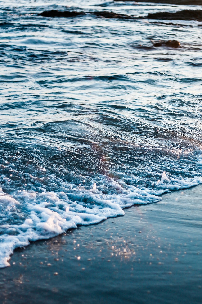 探索海洋的奥秘，推荐几款好玩的手机航海游戏
